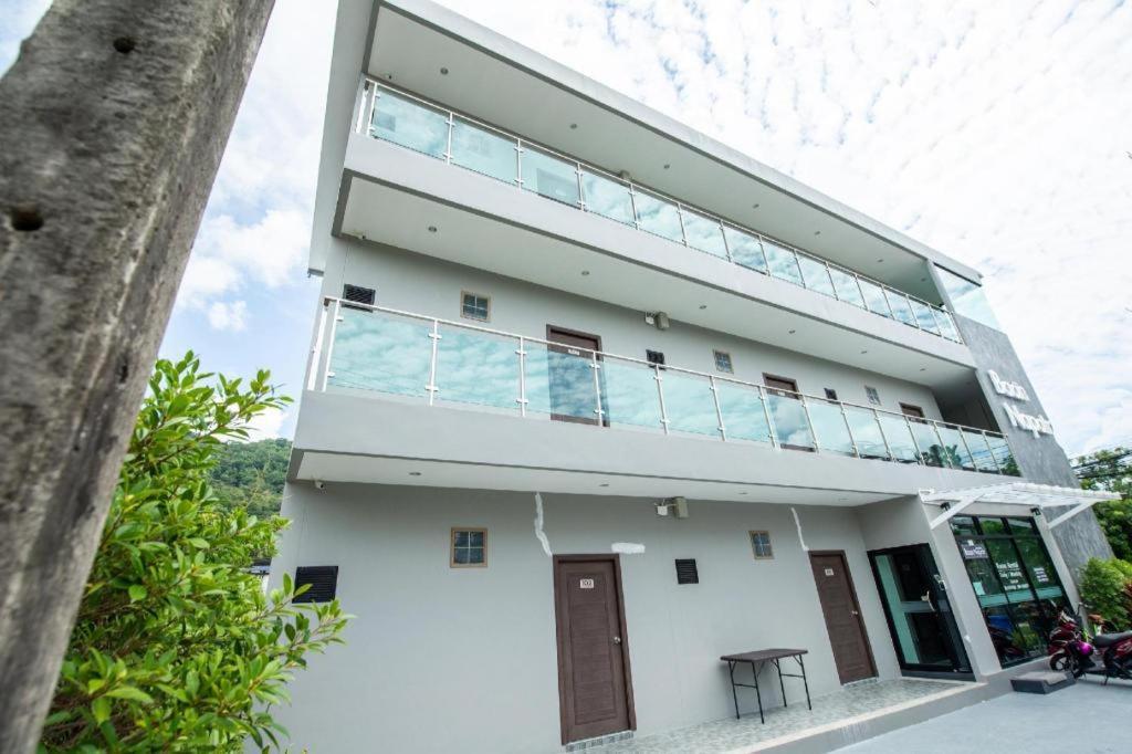 Oyo 259 Baan Napatr Praia de Bang Tao Exterior foto